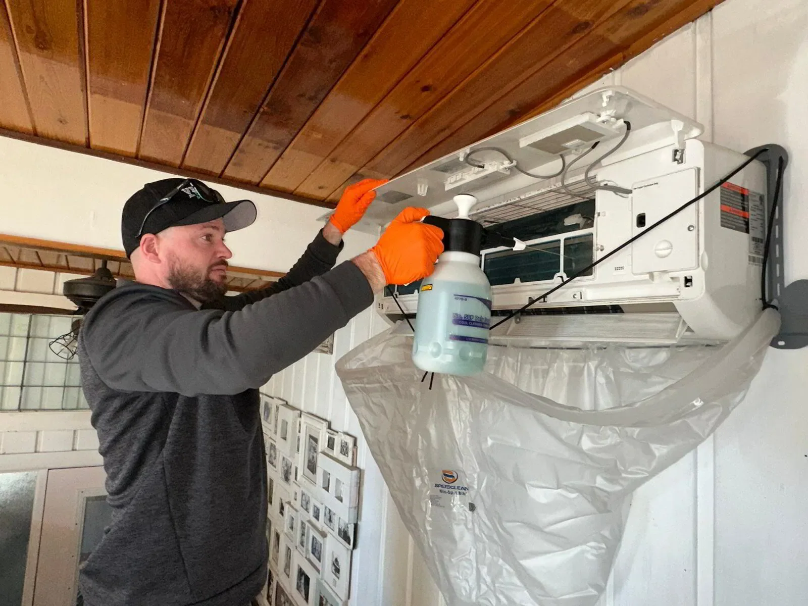 Chemical cleaning of a Lennox mini split heat pump