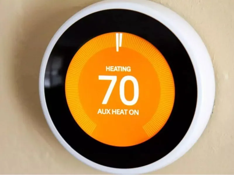 aux heat on thermostat